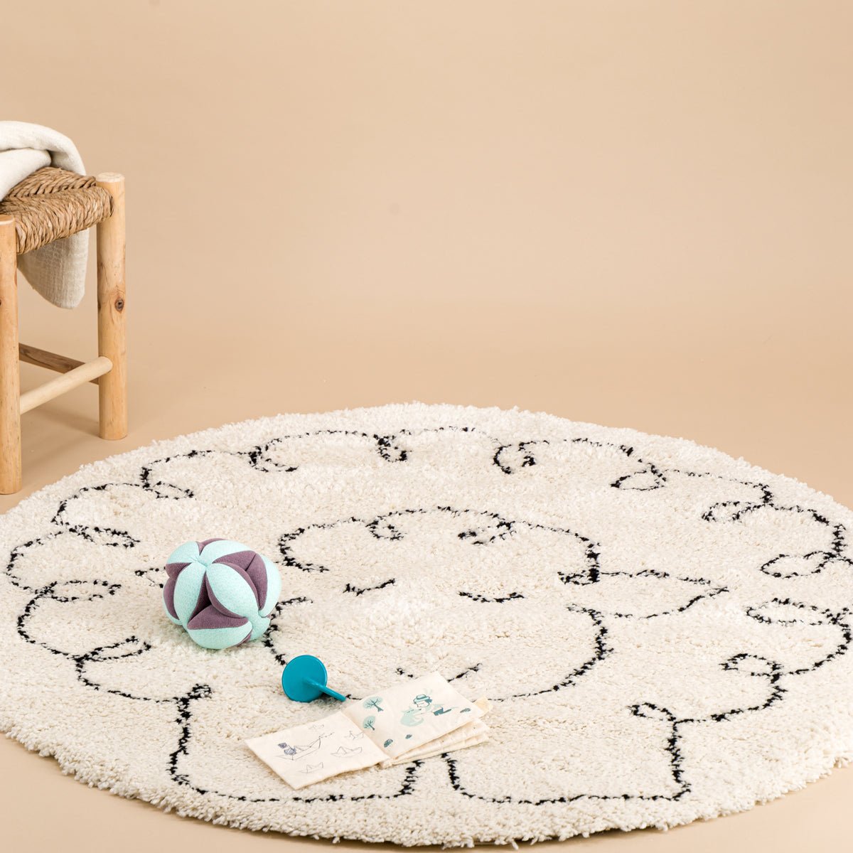 PETIT MOUTON runder Kinderteppich