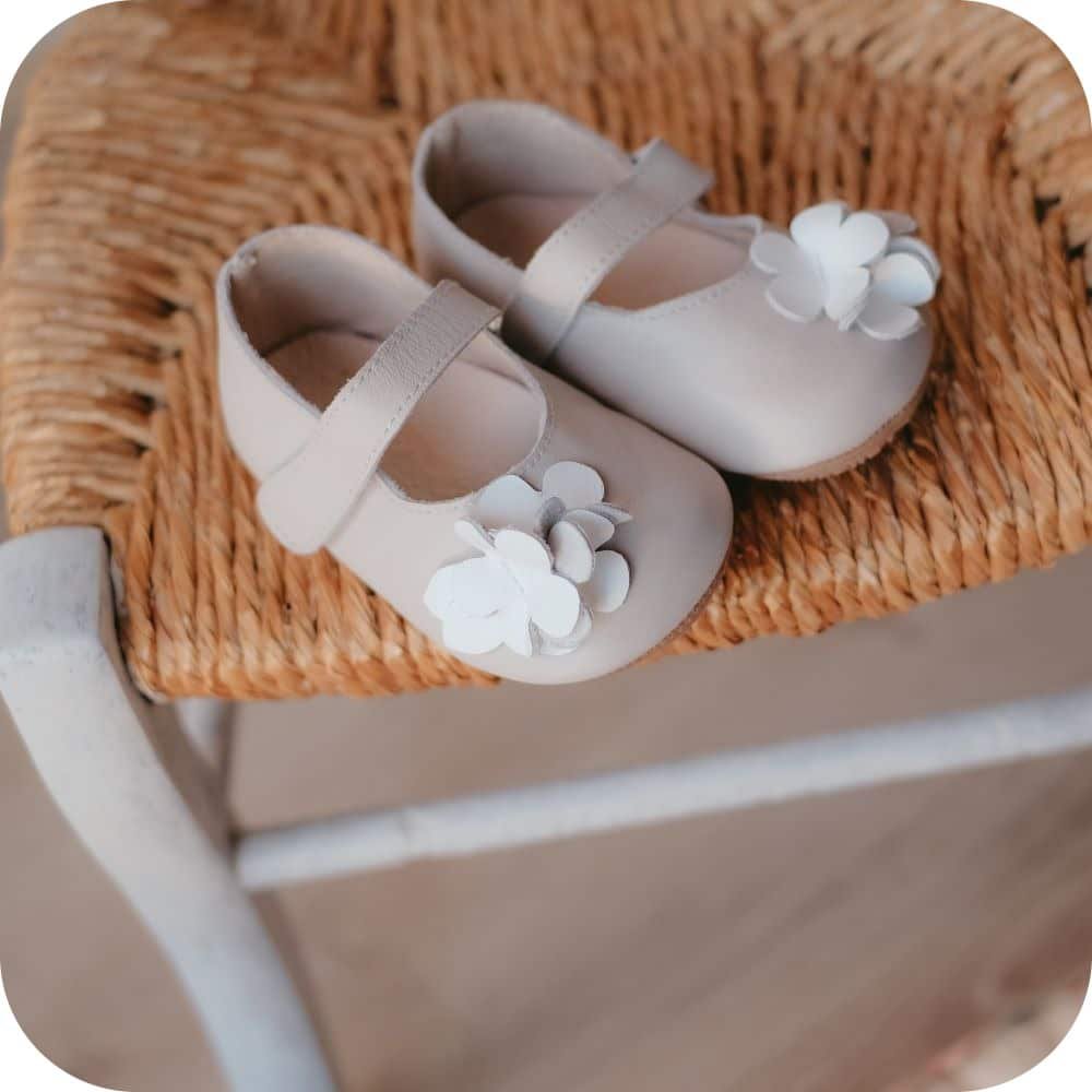 SILOÉ Babyschuhe aus weichem Leder