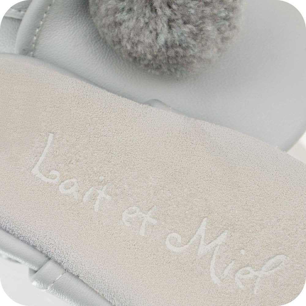 GREY Babyschuhe mit Pompons