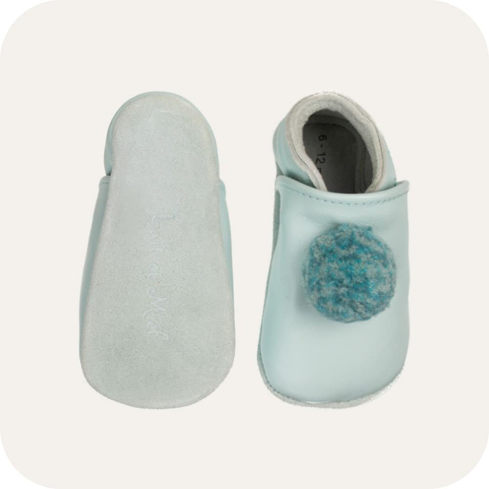 SKY BLUE Babyhausschuhe mit Pompons