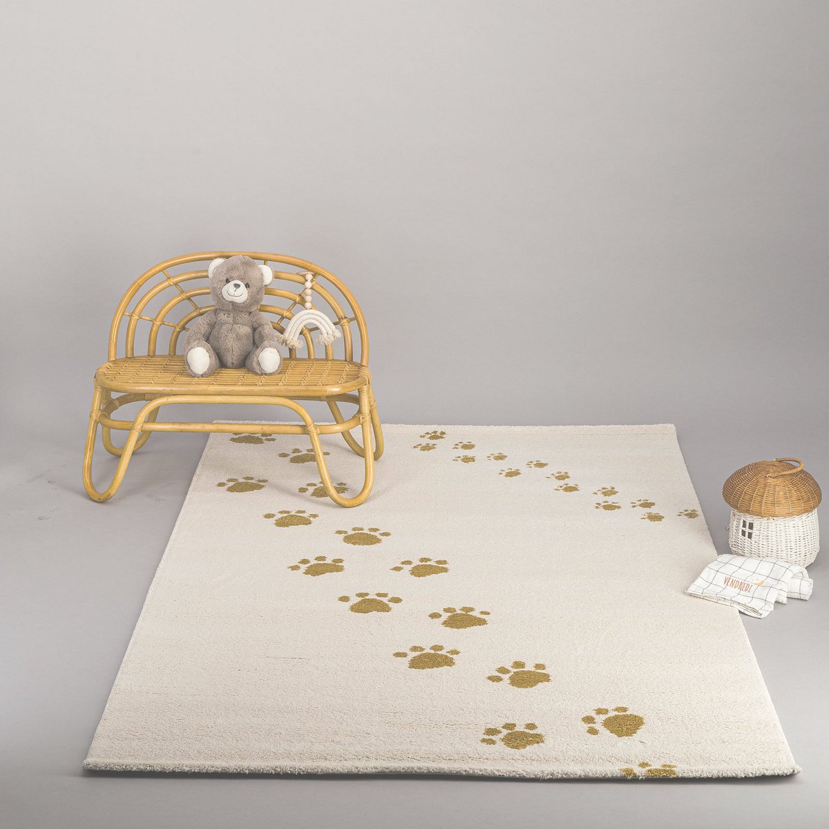 BEAR FOOTPRINTS bequemer Kinderteppich