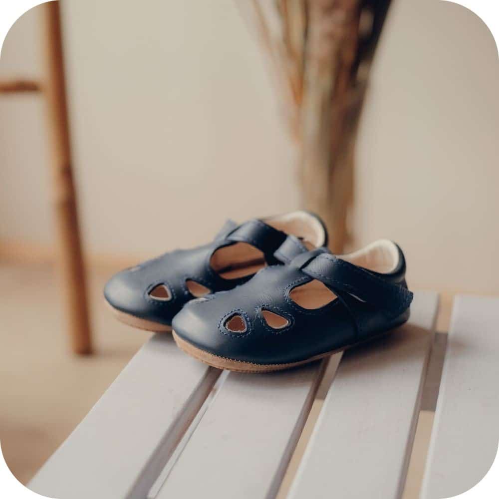 ARCHIE Babyschuhe aus weichem Leder (blau)