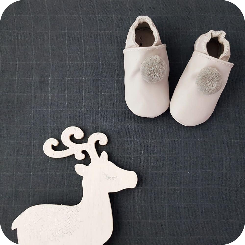 GREY Babyschuhe mit Pompons