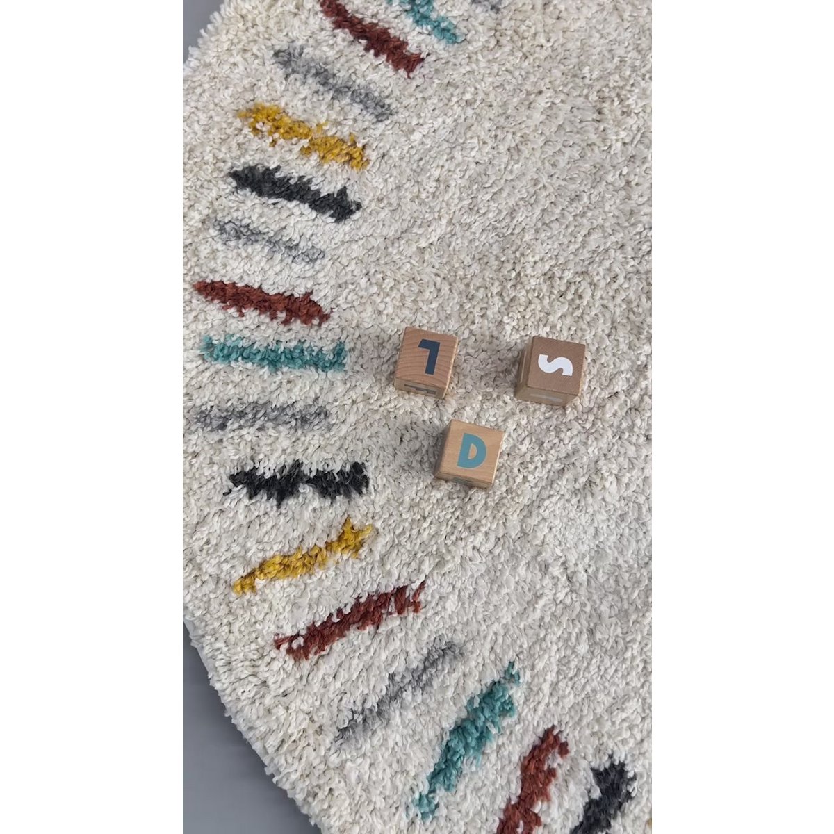 ARPEGE runder Kinderteppich
