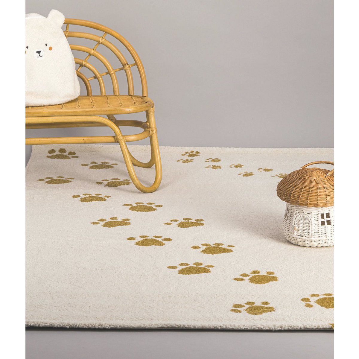 BEAR FOOTPRINTS bequemer Kinderteppich